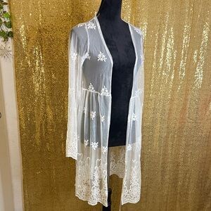 Active USA Off-White Kimono cardigan